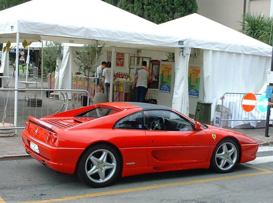  Ferrari F355 GTS 1994 года  (фото 28 из 38)